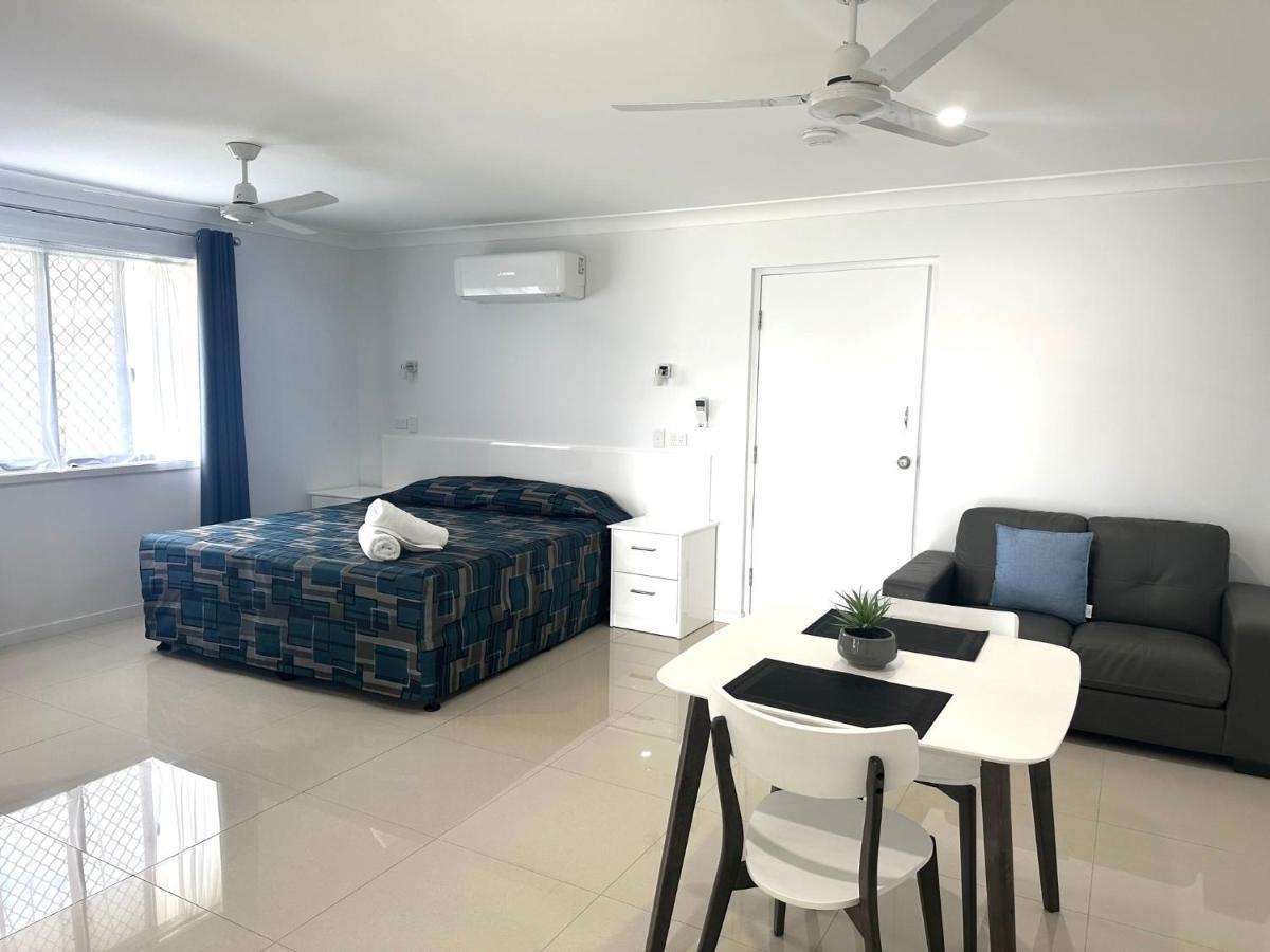 روكهامبتون Casa Nostra Motel المظهر الخارجي الصورة